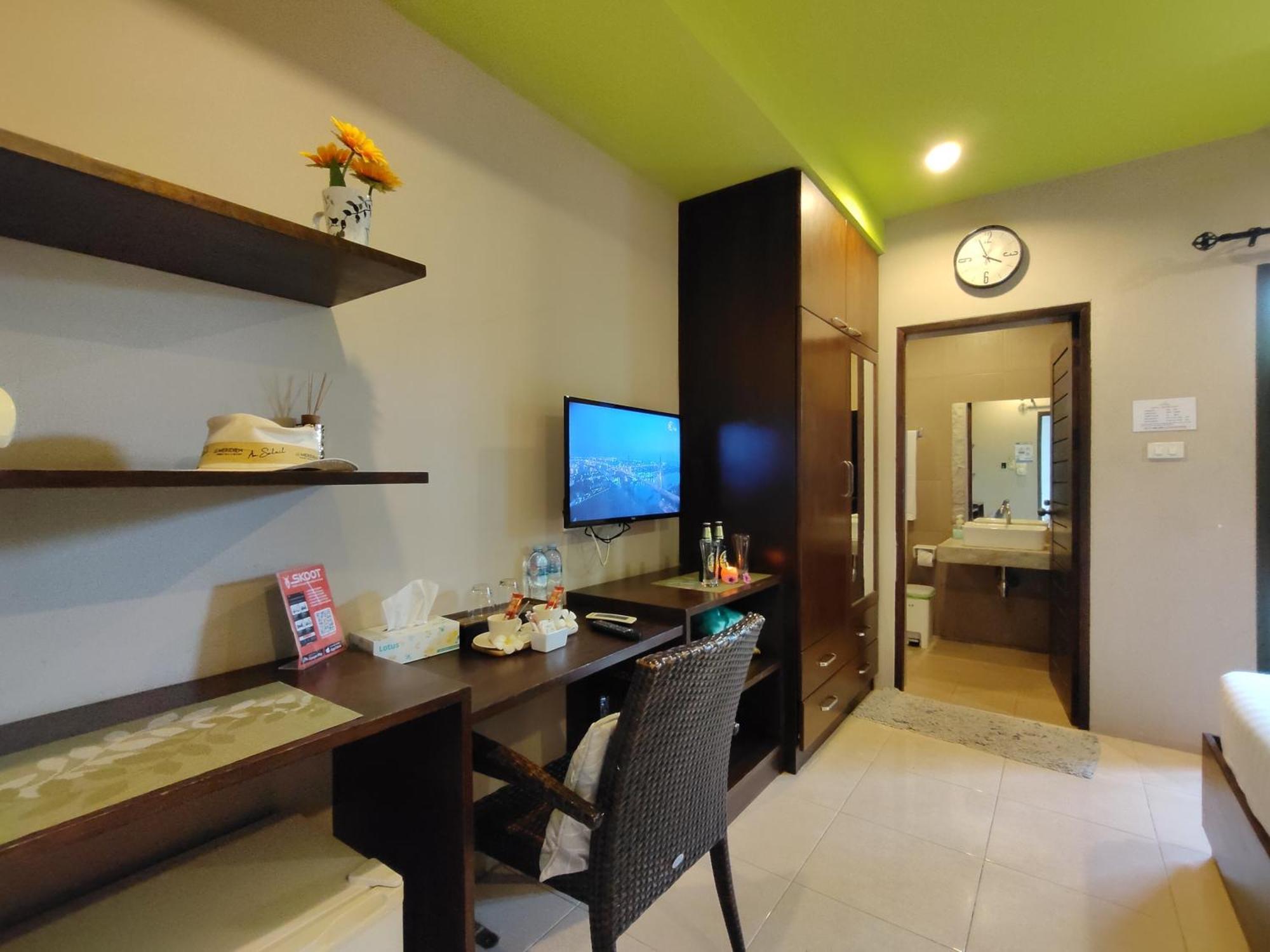 Purimas Resortel Rawai Exterior photo
